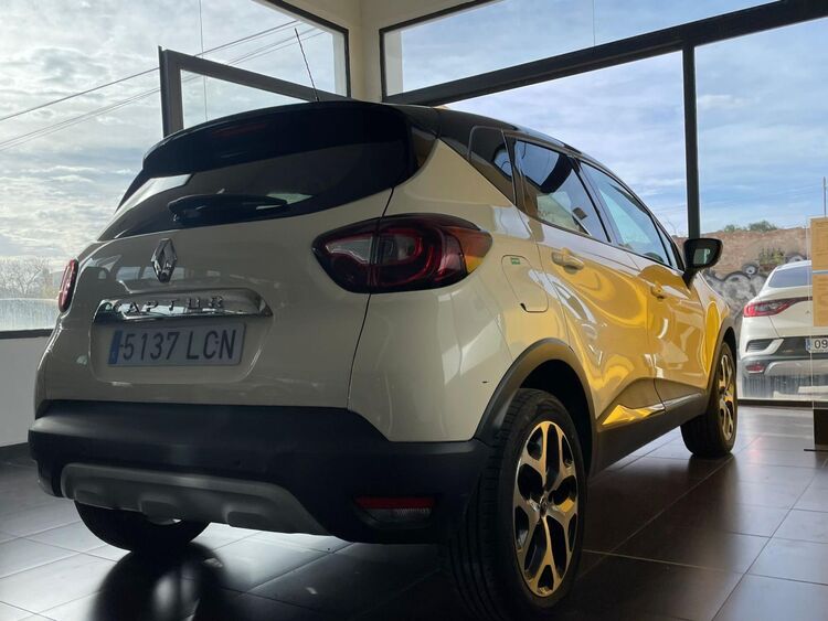Renault Captur ZEN TCE130 foto 4